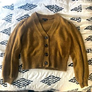 Crop sweater